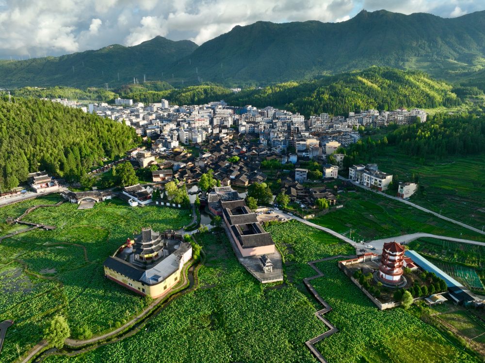 文化中國(guó)行｜傳統(tǒng)村落浦源村：庚續(xù)800年的“人魚(yú)同樂(lè)”佳話