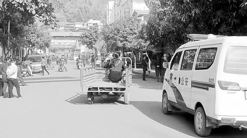 圖片說明：14日，中緬邊界那邦口岸看上去還算平靜。