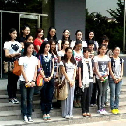 北影?；ㄋ秸占\：每人都有自己獨(dú)特的美（圖）